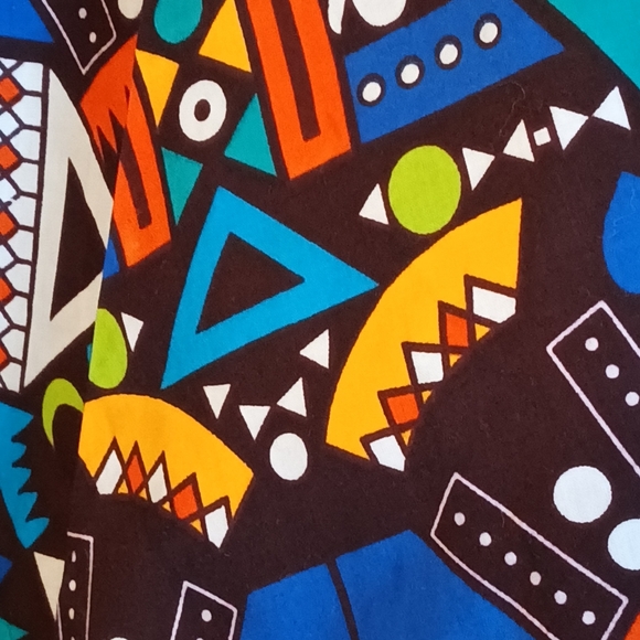 D'IYANU WRAP TOP - Picture 6 of 7